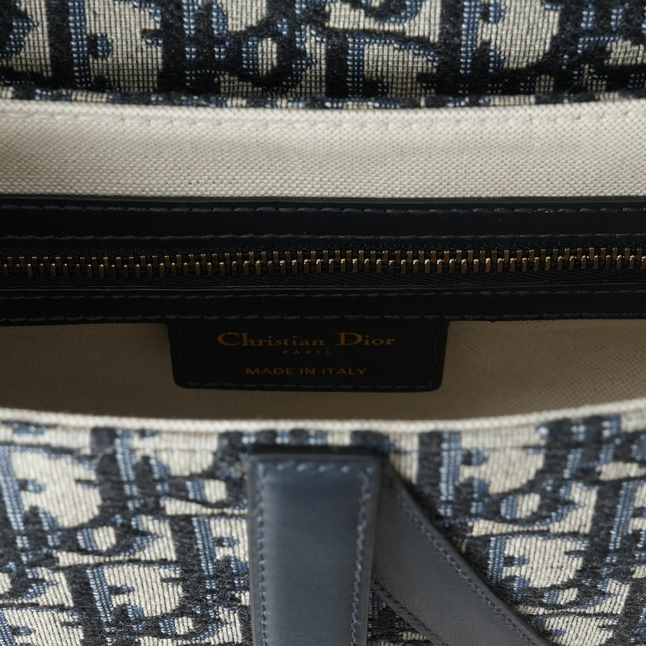 CHRISTIAN DIOR(USED)크리스찬디올 오블리크 새들백 미듐 & 스트랩